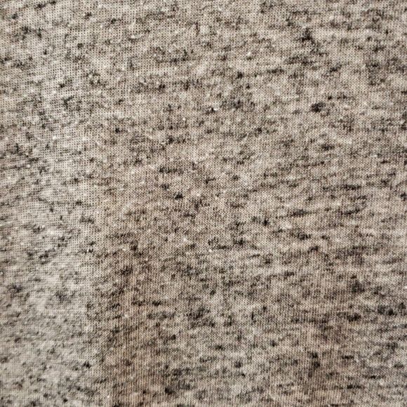 4/$20 🤩Thyme Grey/ Black TShirt - Picture 4 of 8